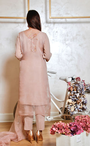 A true unique one of a kind piece with fingers detailing and hand embroidery.
