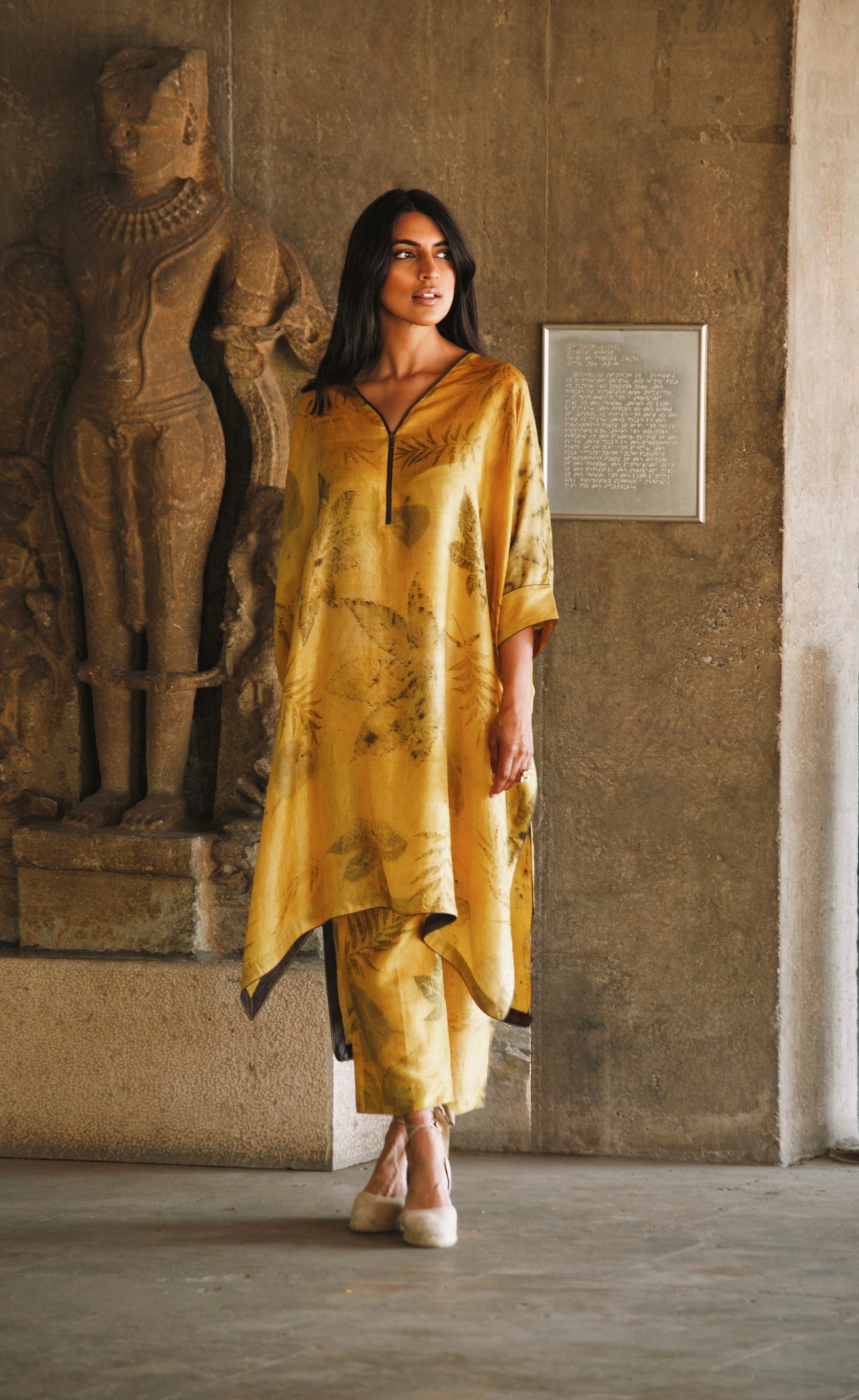 Turmeric V-Neck Eco-Printed Silk Zipper Set