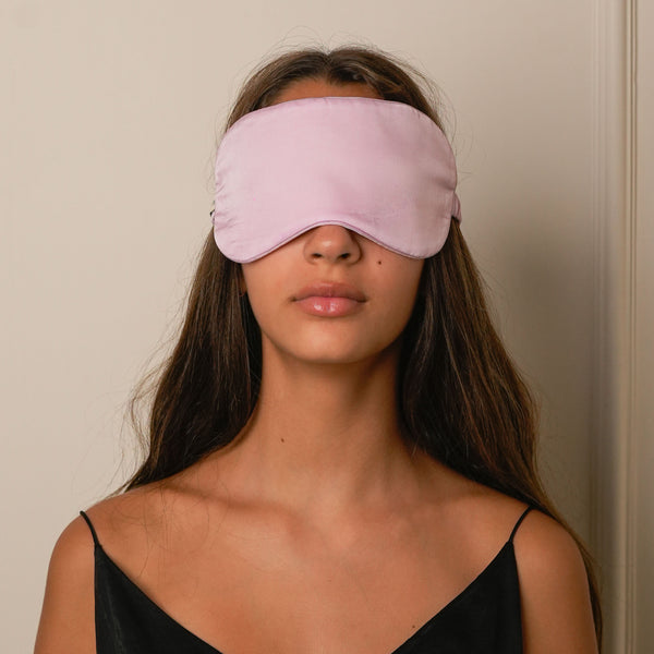 Slip Silk Sleep Mask, Pink (One Size) - 100% Pure Mulberry 22 Momme Silk  Eye Mask - Comfortable Sleeping Mask with Elastic Band + Pure Silk Filler  and