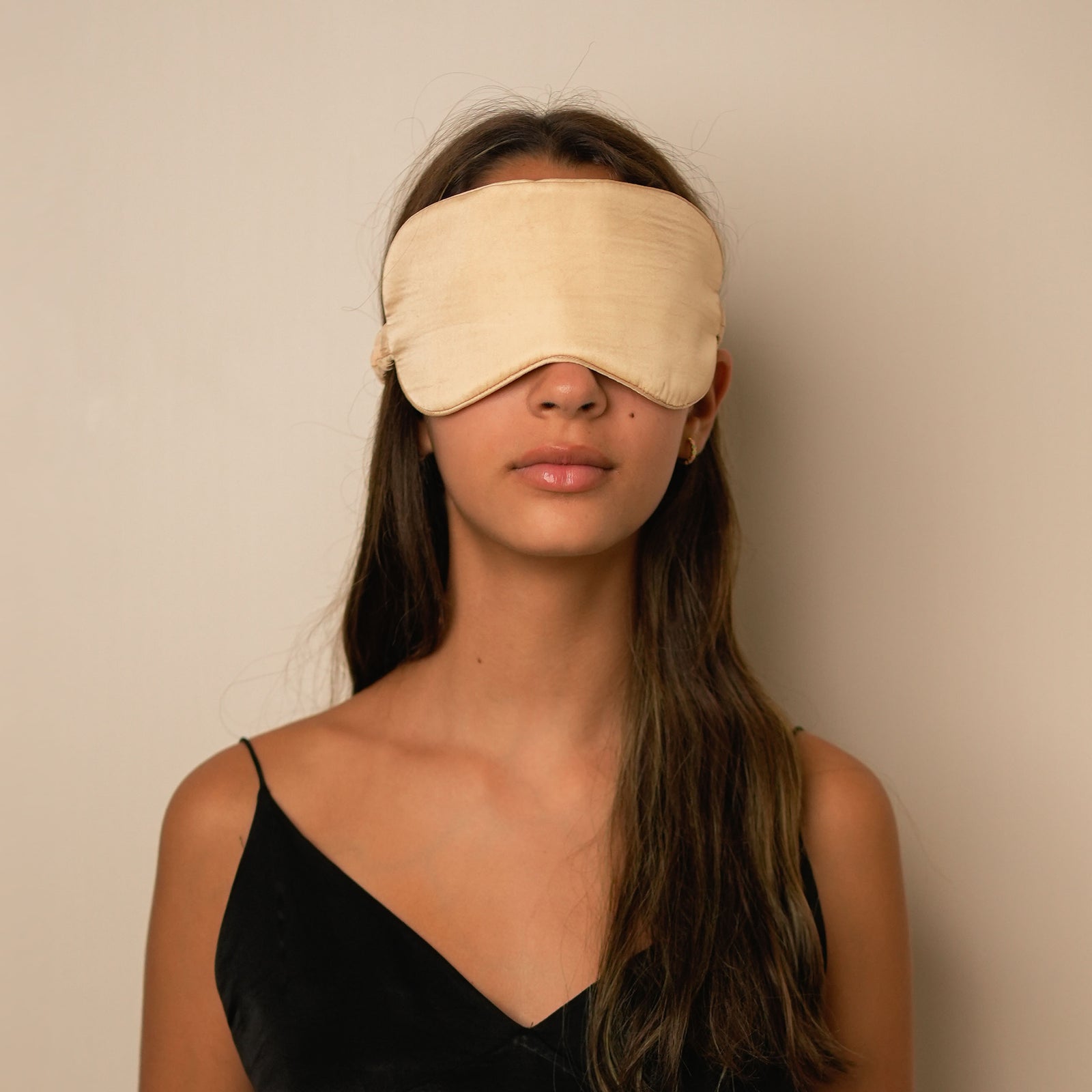 Mulberry Silk Knotted Silk Headband (Creamy-Beige) + Matching Ruffled Silk Scrunchie + Eye Mask Of Same Colour (Pack Of 3)